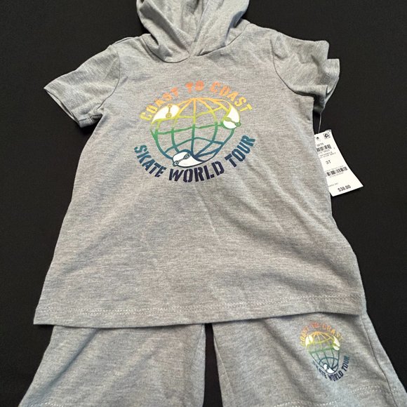 KIDS WARDROBE SALE PLEASE LIKE THIS LISTING - Picture 2 of 13